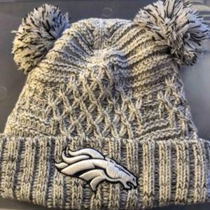 New Era women's Denver Broncos beanie